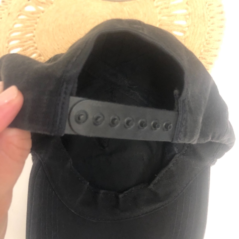 Bongo Black Cap - image 5